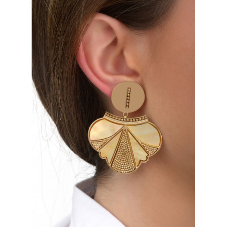 Soft metal and mother-of-pearl earrings for pierced ears - yellow84717