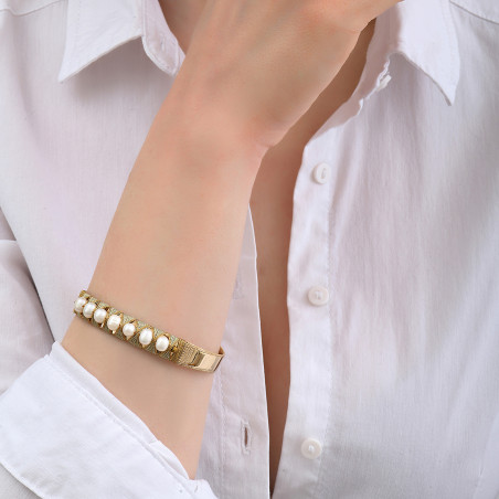 Timeless woven adjustable pearl bangle | white85132