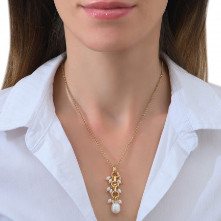 Feminine freshwater pearl pendant| white85385