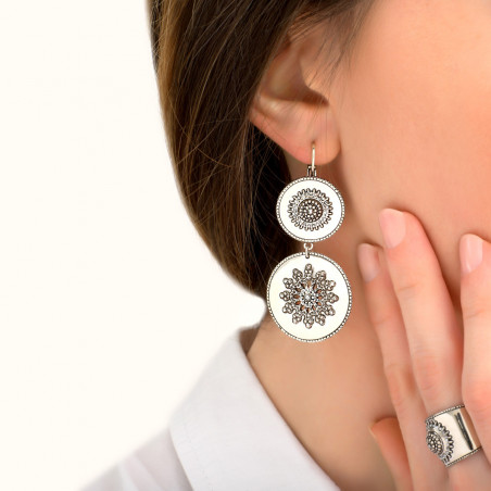 On-trend metal and Prestige crystal sleeper earrings l silver-plated85432