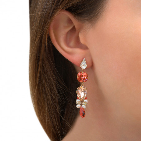 Tender stud earrings with river pearls and crystals - coral86301