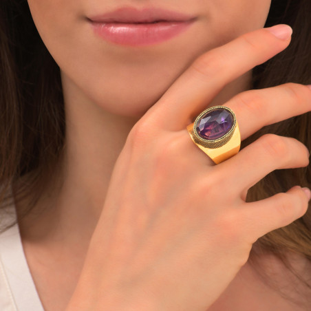 Wide enchanting ring with amethyst and gold plating | purple86507