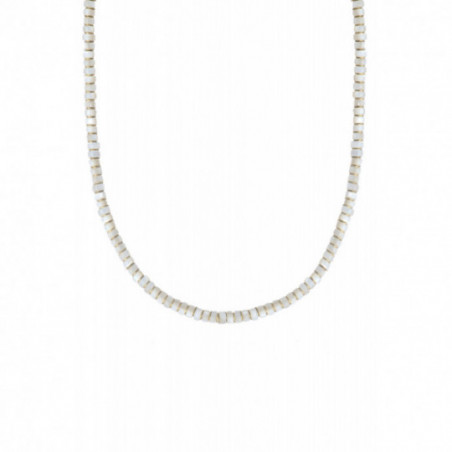 Mother-of-pearl garnet short necklace - white
