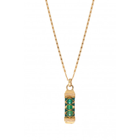 Chic woven metallic thread and agate pendant necklace| green