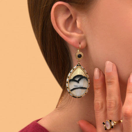 Timeless feather and leather sleeper earrings - white89699
