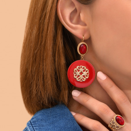 Glamorous enamelled resin cabochon sleeper earrings | red89910