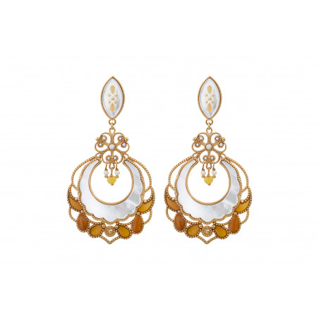 Glamorous mother-of-pearl bead stud earrings | white