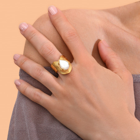 Cut mother-of-pearl gold-plated metal large adjustable ring - white94876