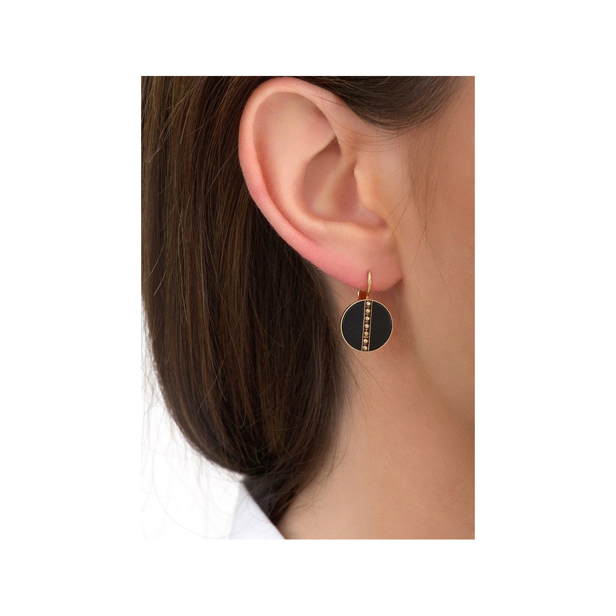 Boucles d'oreilles dormeuses élégantes nacre et métal - noir Noir or