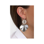 Boucles d'oreilles dormeuses fantaisie métal et nacre - blanc Blanc argent