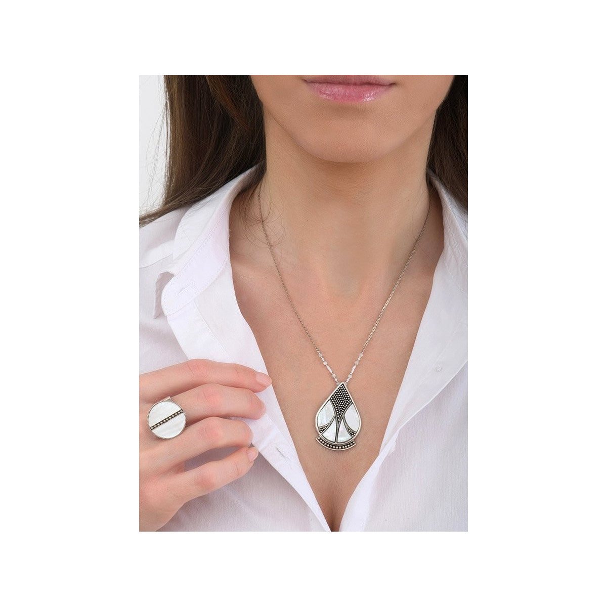 Collier pendentif bohème chic nacre et cristal de roche - blanc Blanc argent