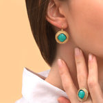 Boucles d'oreilles dormeuses ethniques cabochon - turquoise Bleu
