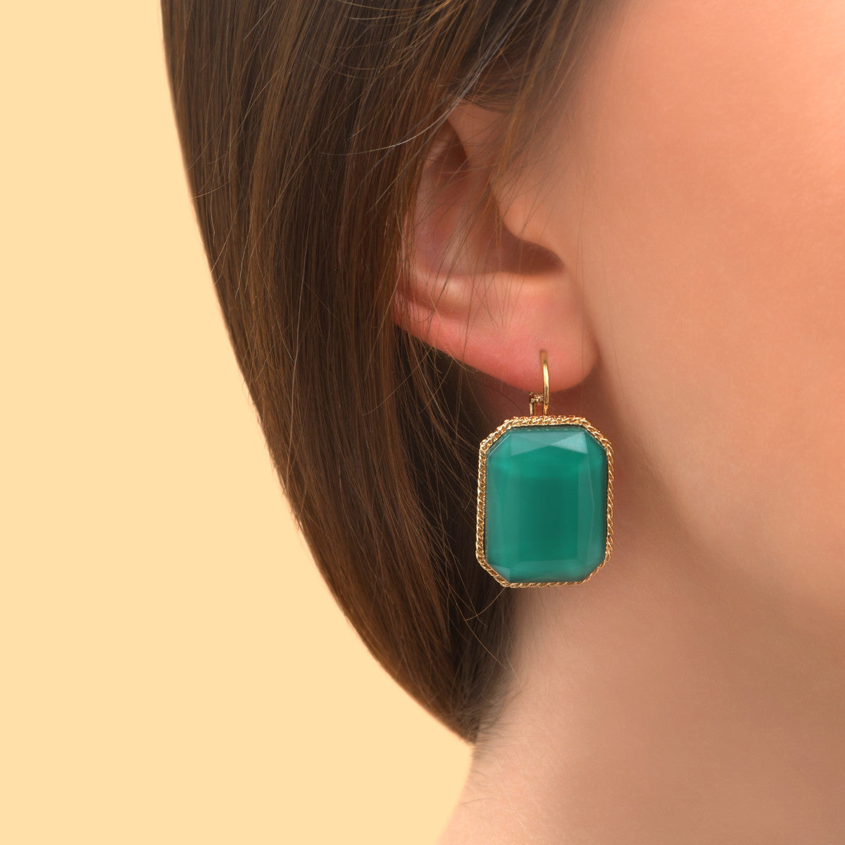 Boucles d'oreilles dormeuses précieuses cabochon - turquoise Bleu