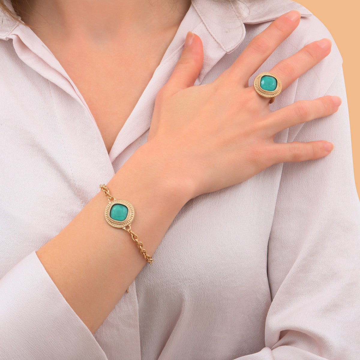 Bracelet souple bohème chic cabochon facetté - turquoise Bleu