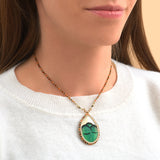 Collier pendentif poétique perles du Japon plume et cuir - vert Vert