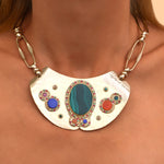 Collier plastron martelé pierres dures - multicolore Multi