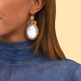 Boucles d'oreilles dormeuses sophistiquées nacre Nacre multi