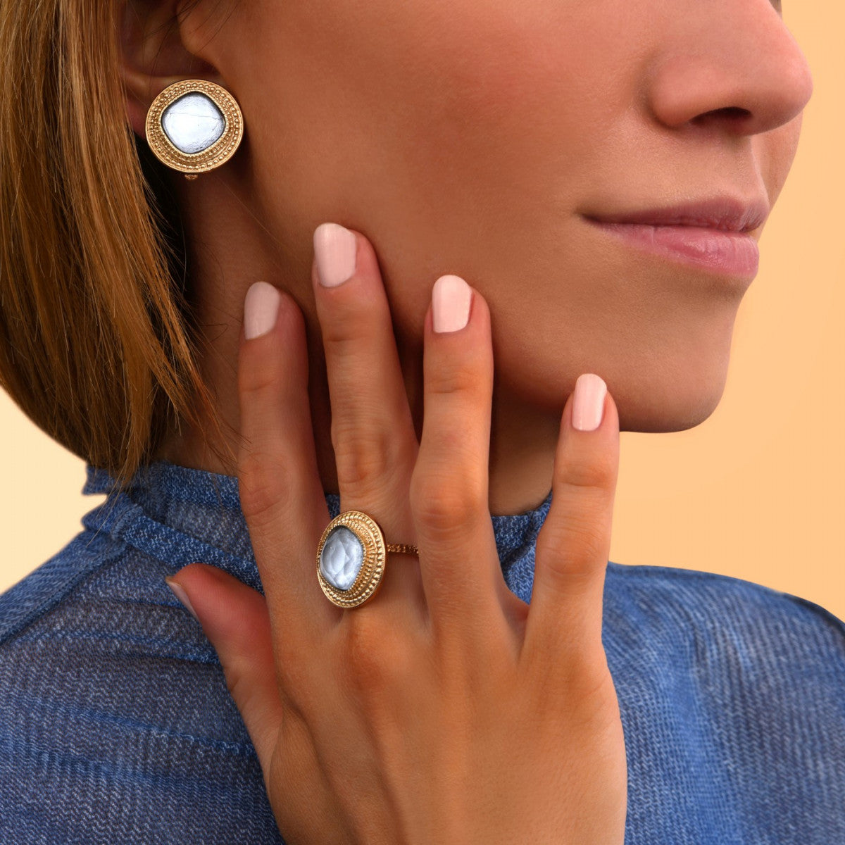 Boucles d'oreilles clips classiques cabochon - blanc Blanc