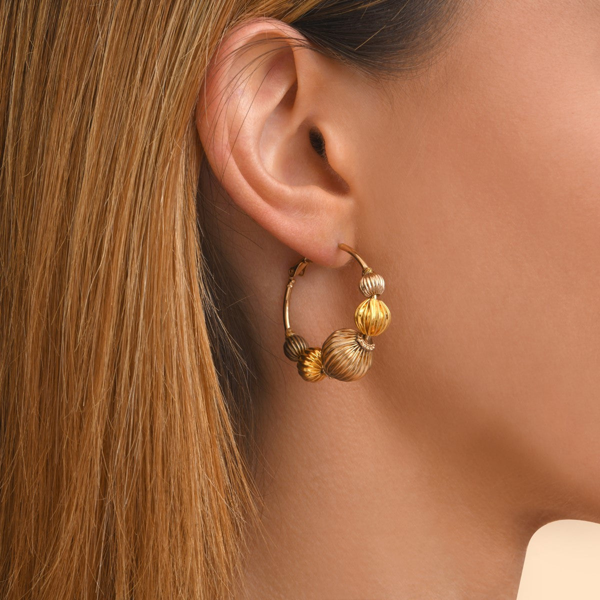 Boucles d'oreilles créoles perles godron Ø 3 cm - multi or Multi or