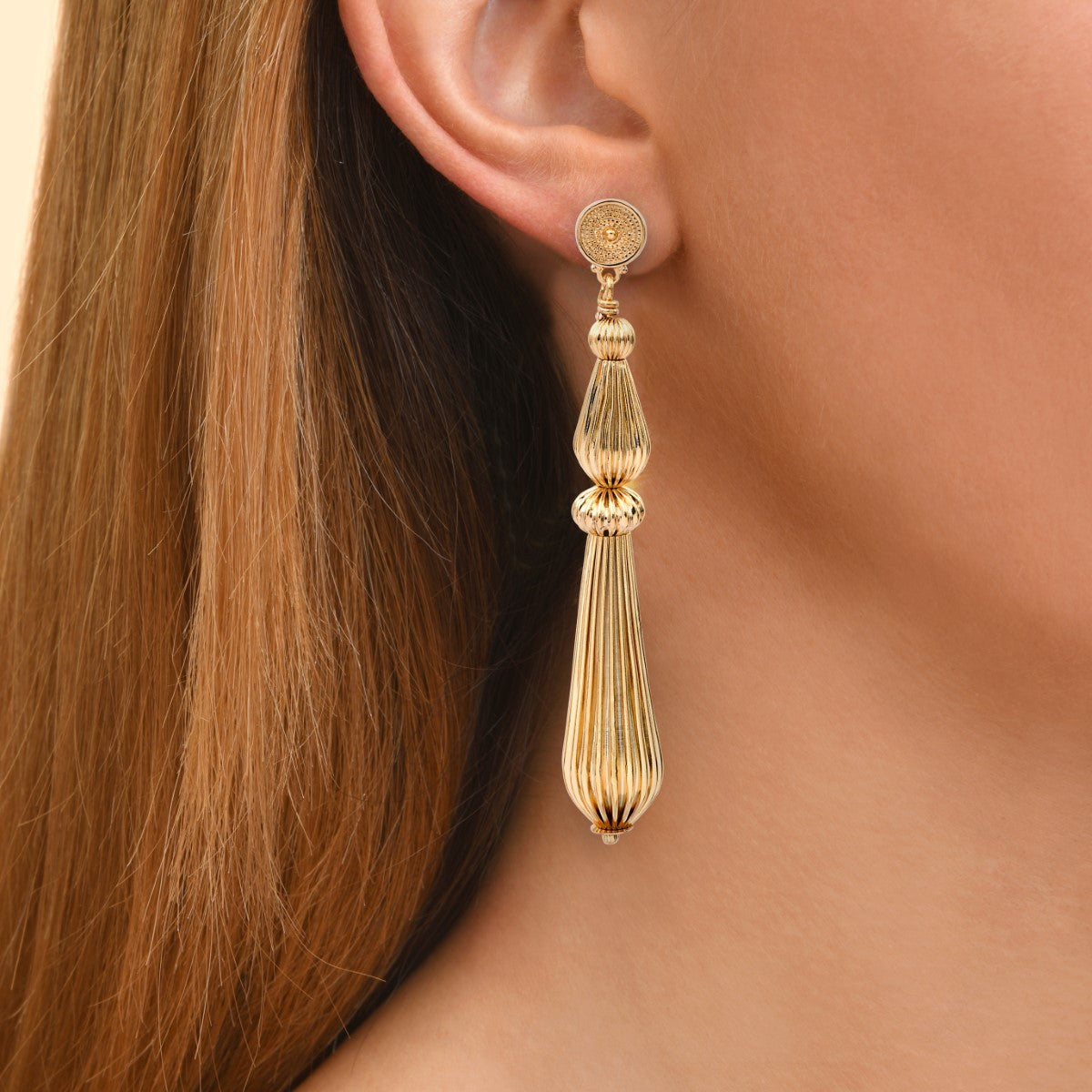 Boucles d'oreilles percées longues perles godron - doré Or