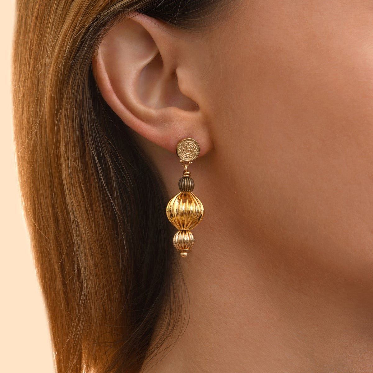 Boucles d'oreilles percées perles godron - multi or Multi or