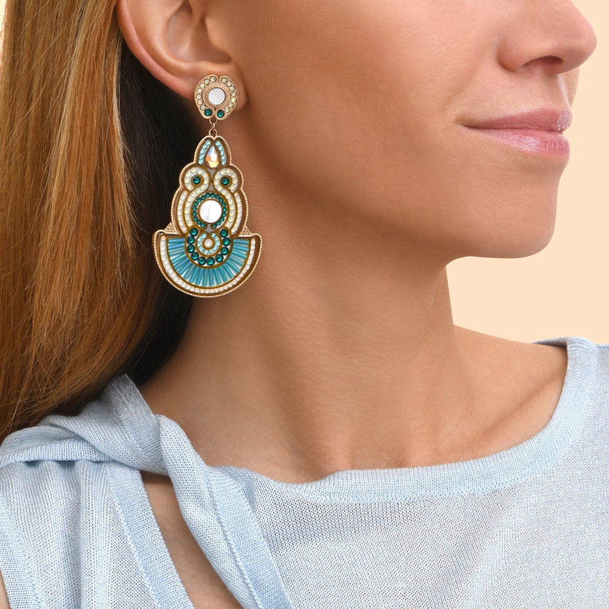 Boucles d'oreilles clips nacre blanche - bleu Nacre bleu
