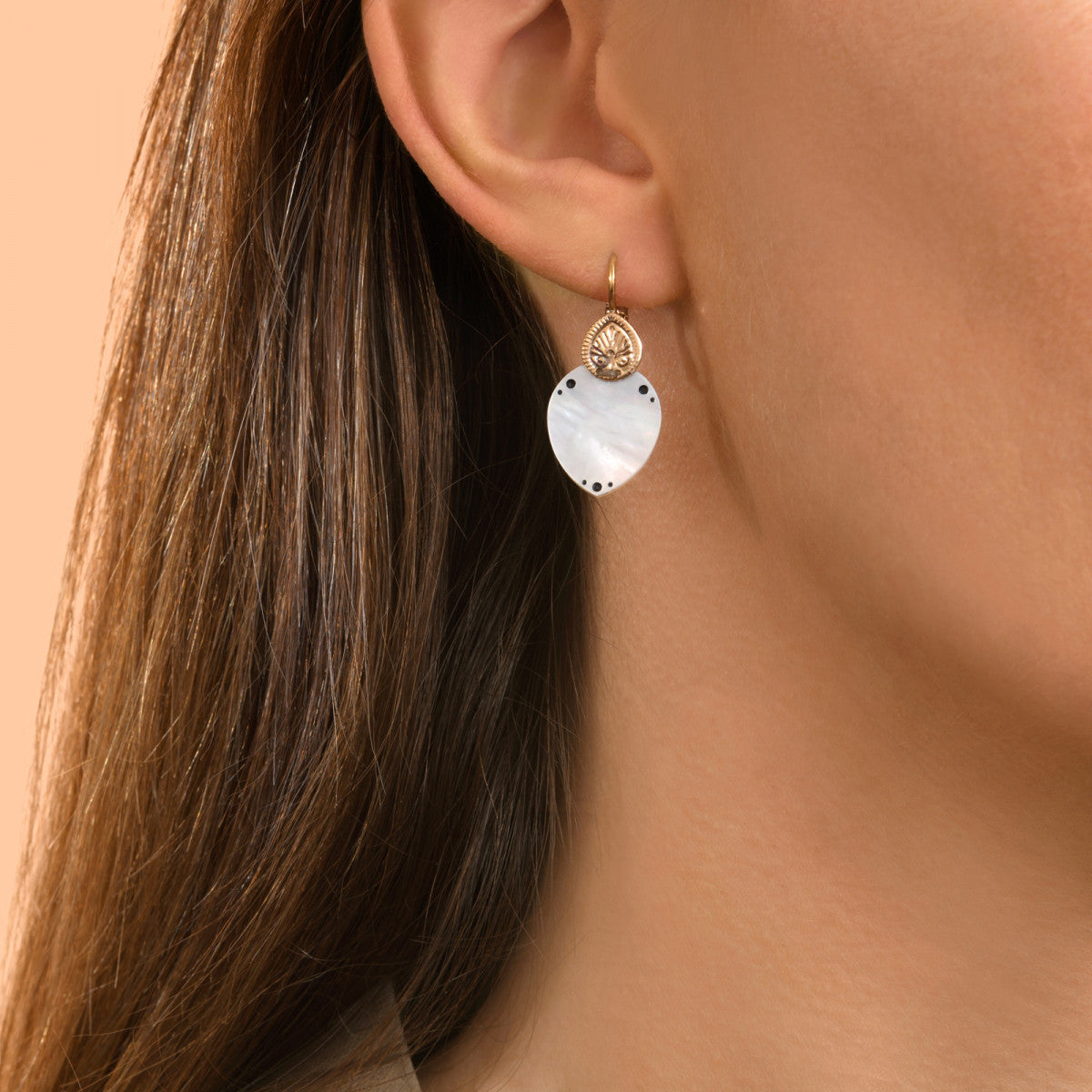 Mini boucles d'oreilles dormeuses Mindoro nacre - blanc Nacre turquoise