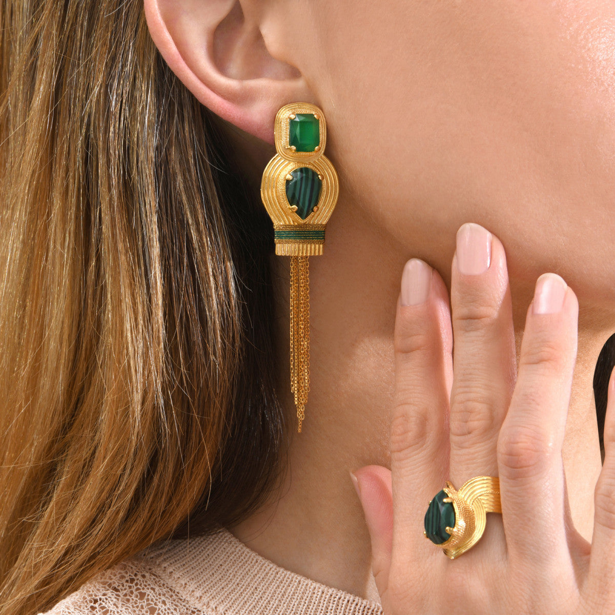 Boucles d'oreilles clips couture cabochons pompon - vert Vert