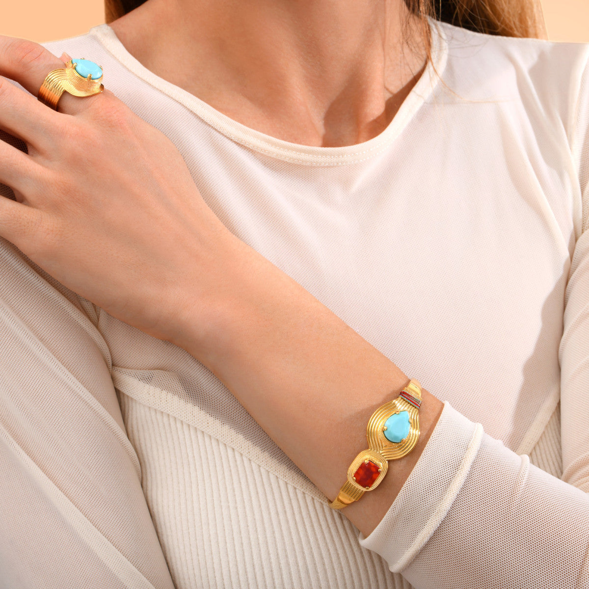Bracelet jonc ajustable bohème métal doré cabochons - turquoise Turquoise corail