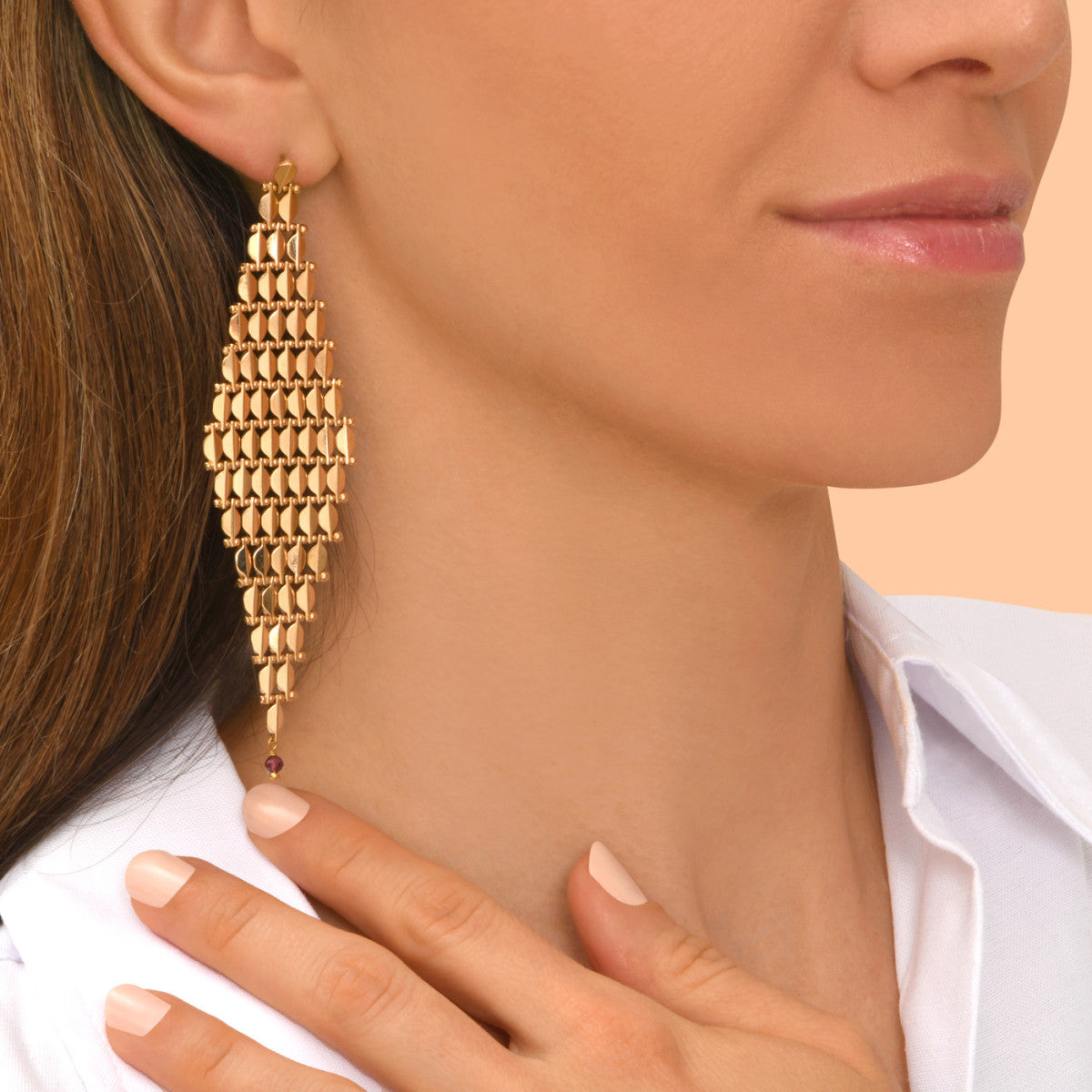 Boucles d'oreilles pendantes Babylone maille bijou grenat - doré Dore
