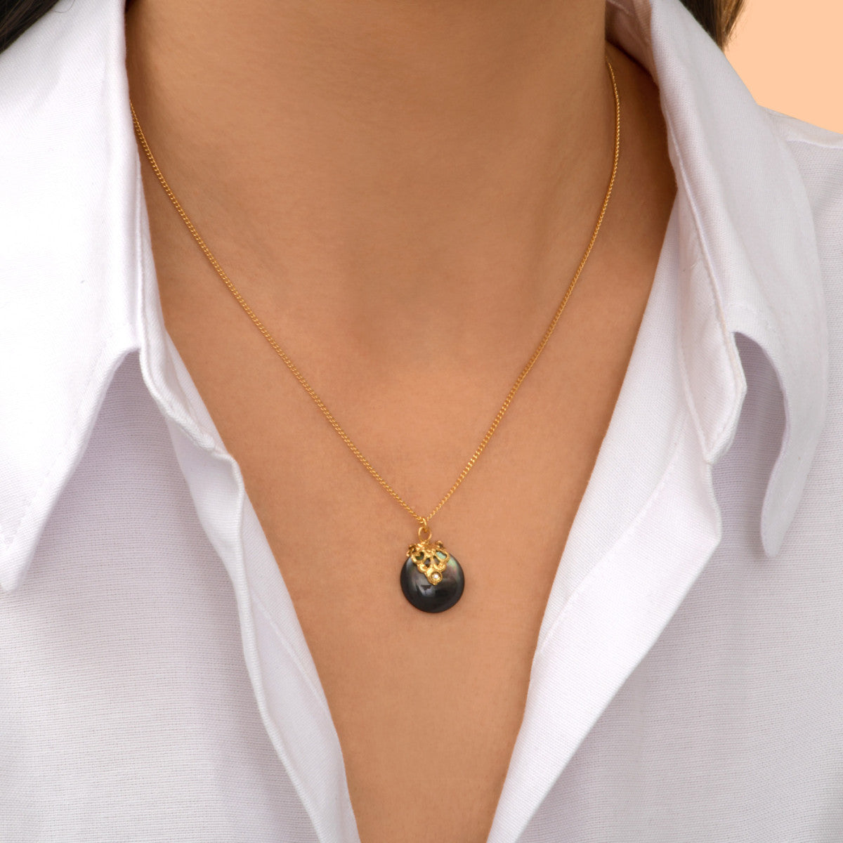 Collier pendentif fin réglable Positano nacre et cristal - gris Nacre grise