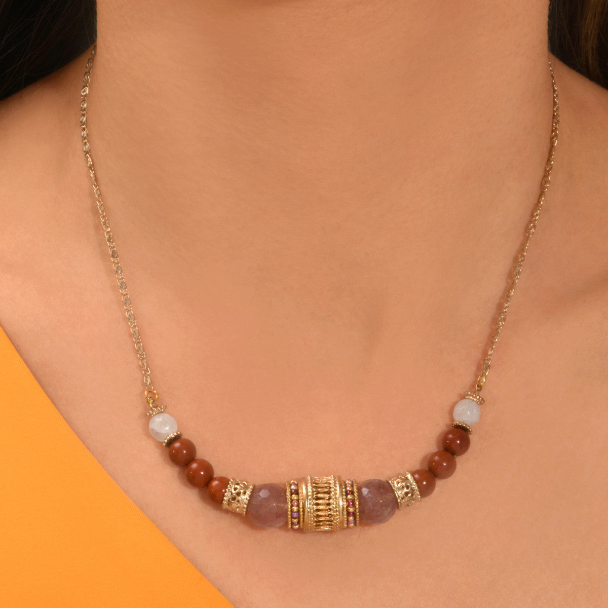 Collier court Tiki perles gemmes et filigrane - rose Rose