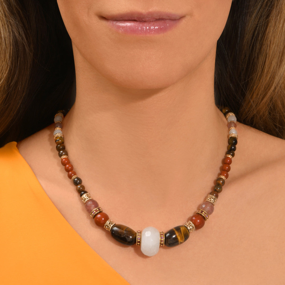 Collier court Tiki en perles dures - rose Rose