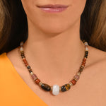 Collier court Tiki en perles dures - rose Rose
