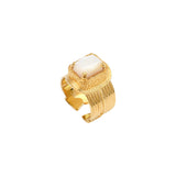Bague large ajustable intemporelle métal doré nacre facettée - nacre Nacre
