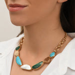 Collier plastron réglable Noto métal doré et cabochons de pierres dures - vert Vert
