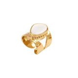 Bague large Noto taille M en métal doré ciselé cabochon nacre - blanc Nacre