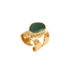 Bague large Noto taille M en métal doré ciselé cabochon malachite - vert Vert