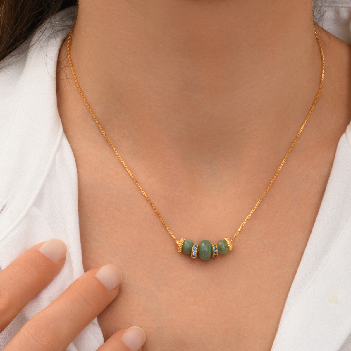 Collier pendentif réglable Avola perles en quartz teinté - bleu Bleu