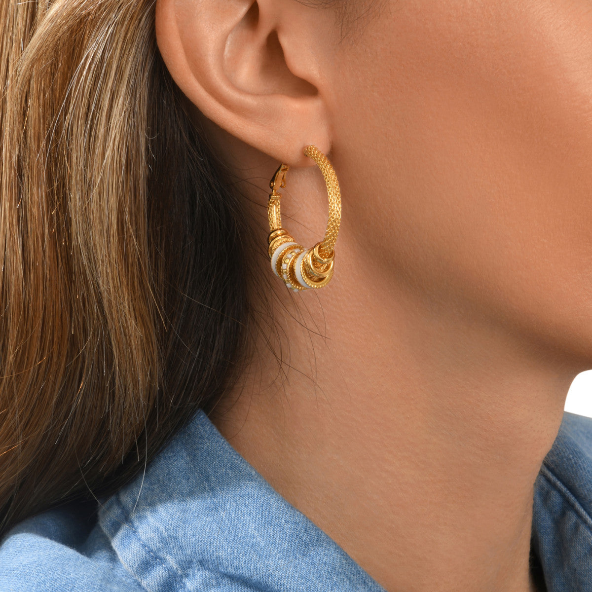 Boucles d'oreilles créoles Alicudi en métal doré et perles du Japon - blanc Blanc
