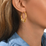 Boucles d'oreilles créoles Alicudi en métal doré et perles du Japon - blanc Blanc