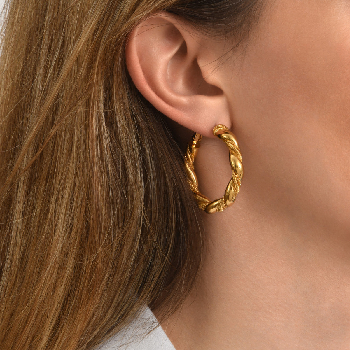 Boucles d'oreilles créoles Tess en métal doré à l'or fin perlé Dore