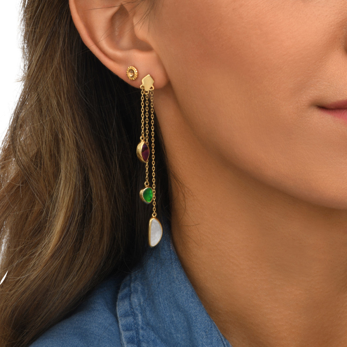 Boucles d'oreilles percées longues Lhassa en nacre et strass - vert rouge Nacre vert