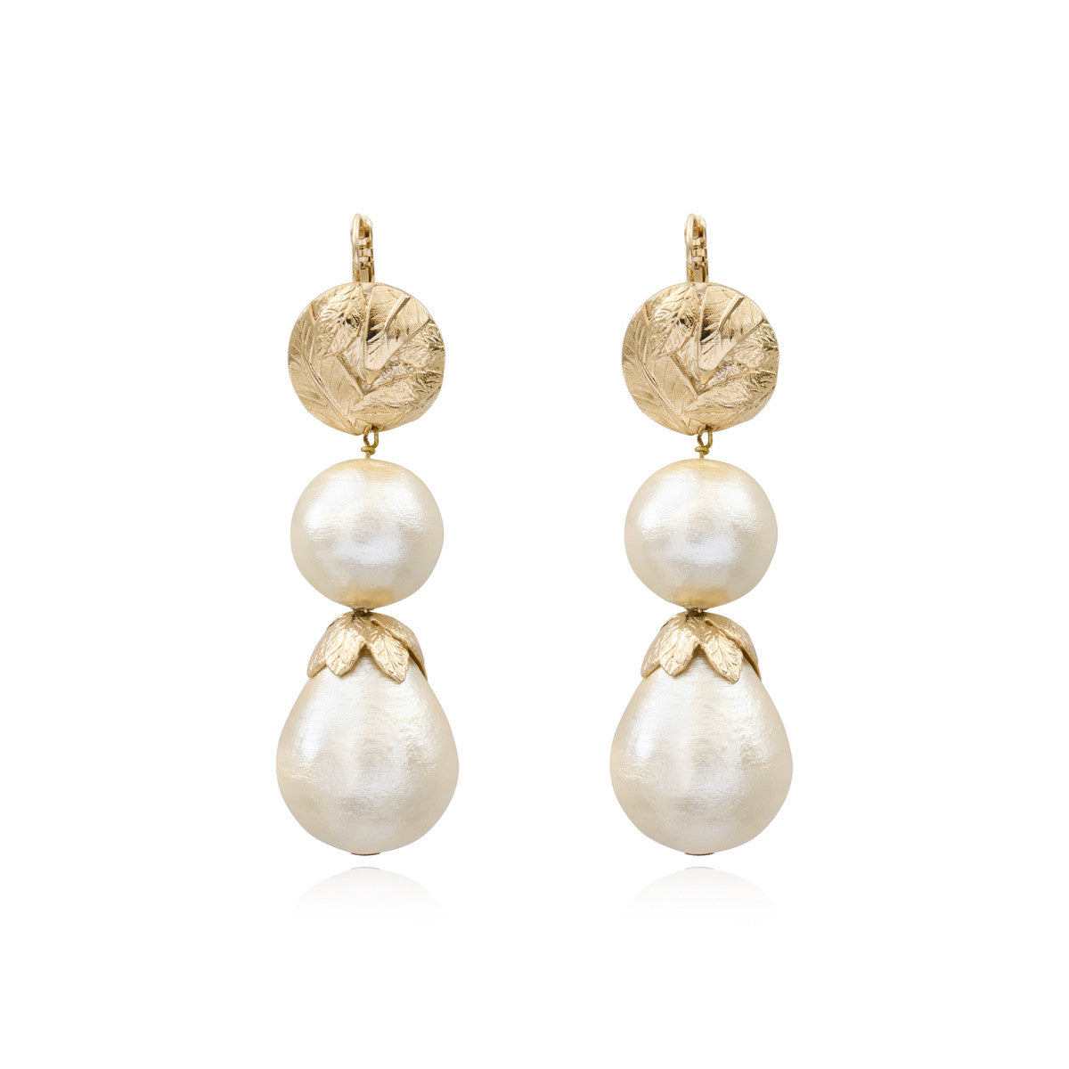 Boucles d'oreilles dormeuses pendantes Lucy perles de coton et métal doré - blanc Blanc