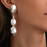 Boucles d'oreilles clips pendantes Loulou en métal argenté - argent Argent
