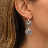Boucles d'oreilles dormeuses Betty doubles en métal argenté ciselé - argenté Argent