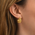 Petites boucles d'oreilles créoles Betty en métal doré ciselé - doré Dore