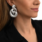 Grosses boucles d'oreilles clips Zaza en résine métallisée - argenté Argent