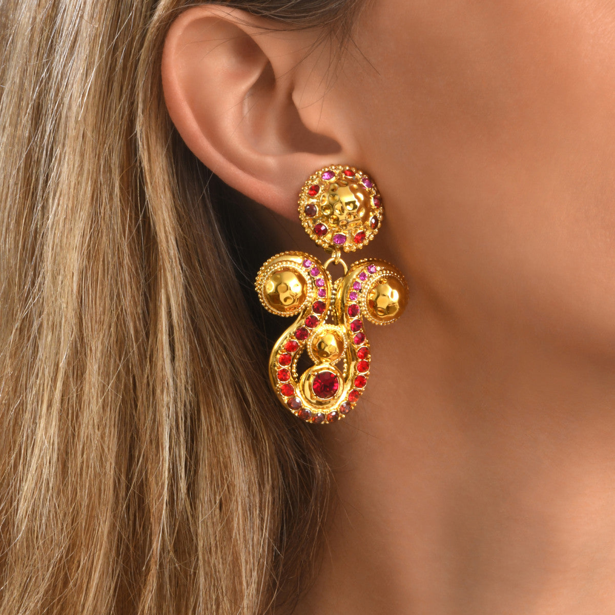 Boucles d'oreilles clips Gloria résine métallisée et cristaux - rouge Rose rouge