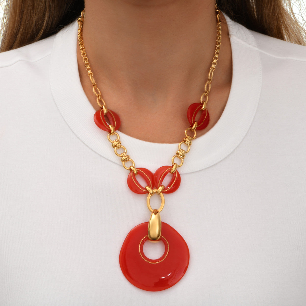 Collier sautoir chaîne réglable Masseria en métal doré et résine - corail Corail